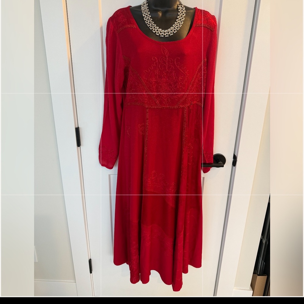 PARAGON WOMENS SZ LARGE -BOHO RED FULL LENGTH FLOWY EMPIRE WST EMBROIDERED DRESS